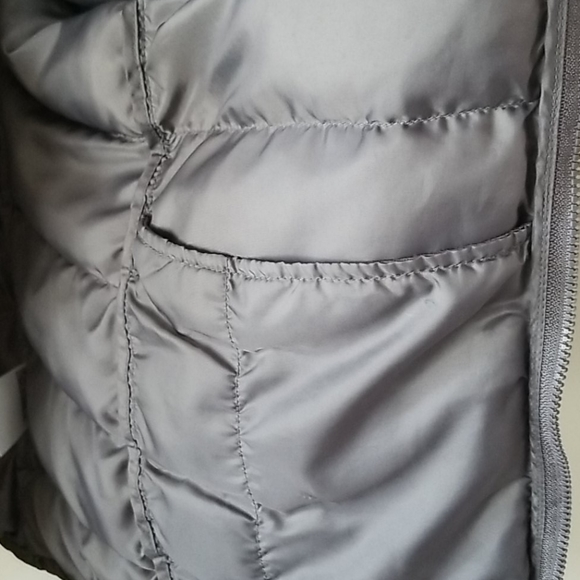 EUC Uniqlo Kids Lightweight Warm Padded Parka - Picture 4 of 6